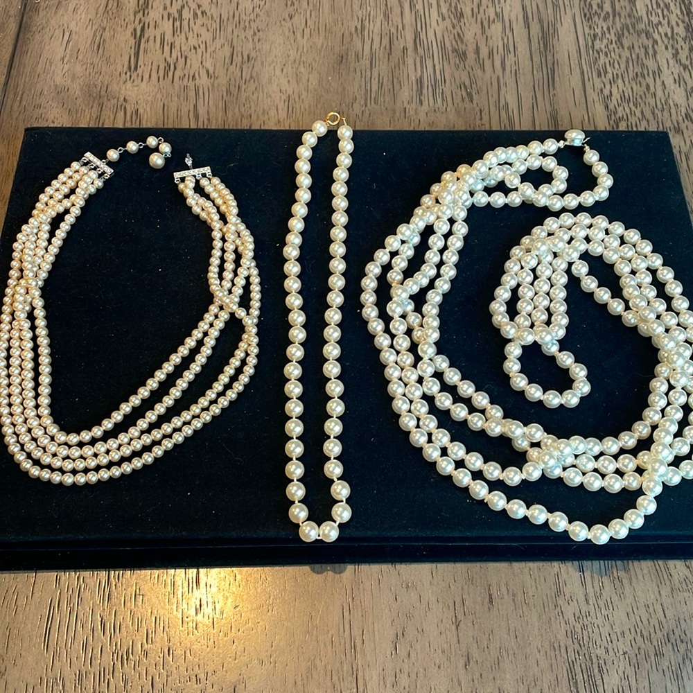 Set of 3 Pearl Necklaces